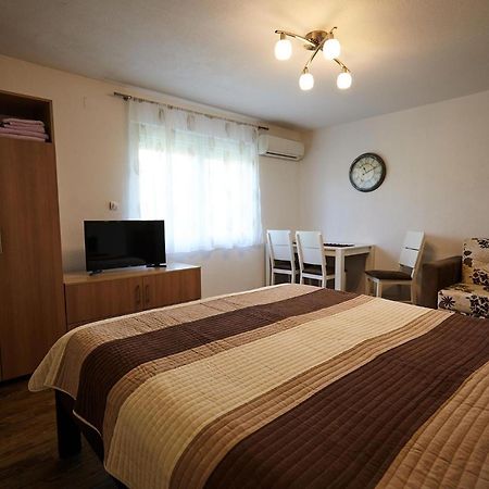 Apartment Azulmburgo Vrnjacka Banja Ngoại thất bức ảnh