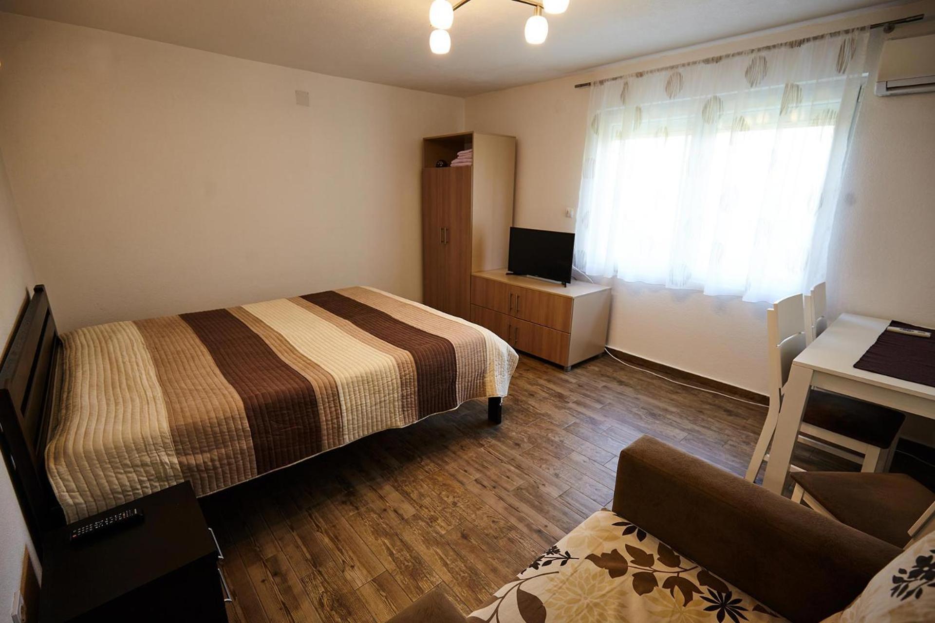 Apartment Azulmburgo Vrnjacka Banja Ngoại thất bức ảnh